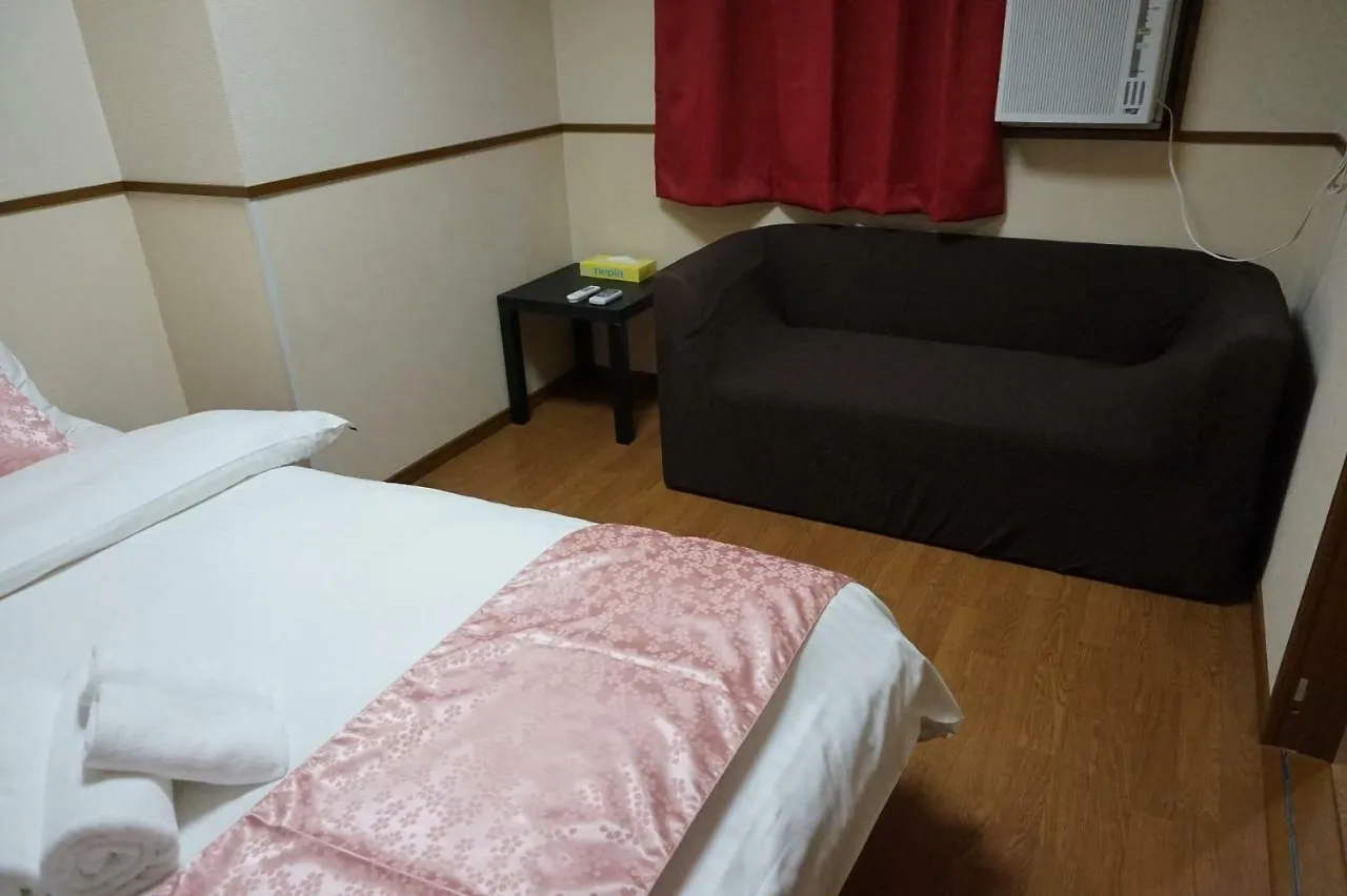 Laforet Tokaichi Apartamento Hiroshima 0*,  Japão